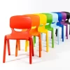 Silla de polipropileno para niños (disponible en varias alturas)
